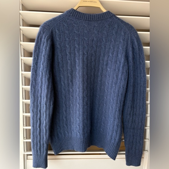 Daniel Bishop Cashmere’s V-Neck Blue Sweater - Picture 2 of 7
